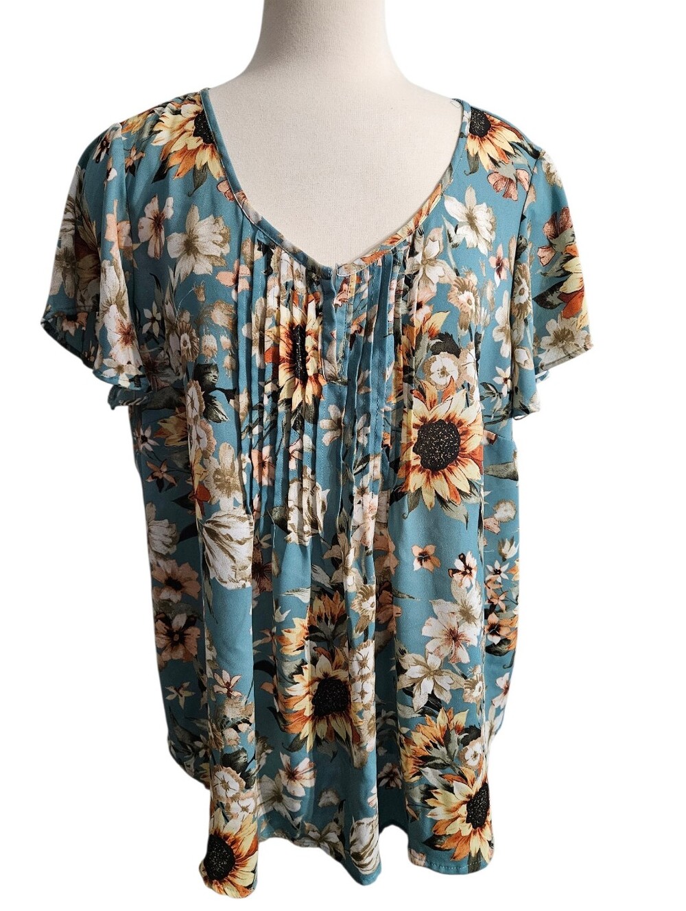 Torrid 1X, Sunflower & Floral Design Flutter Sleeve V-Neck Top in Turquoise